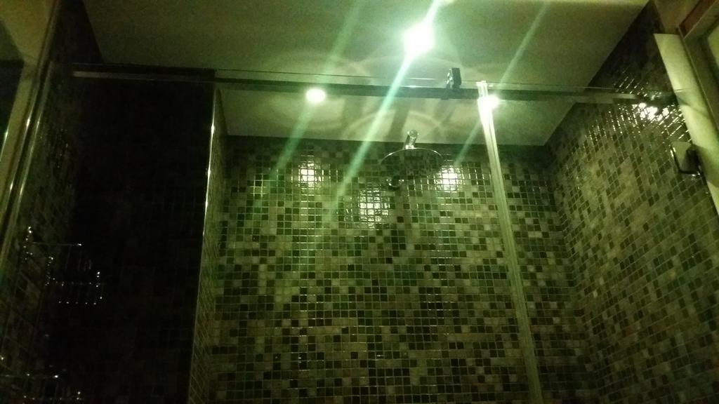 Mishalay Apartment Syracuse Bagian luar foto